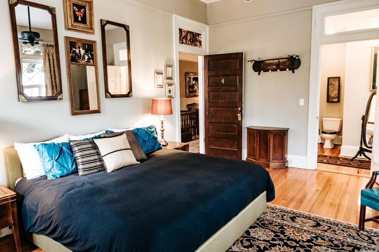 Heritage House Bed & Breakfast - Boutique Adults-Only Inn 오펠리카 외부 사진